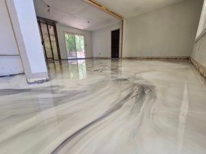Mettalic Epoxy Floor / White w/ Grey, Silver Accents